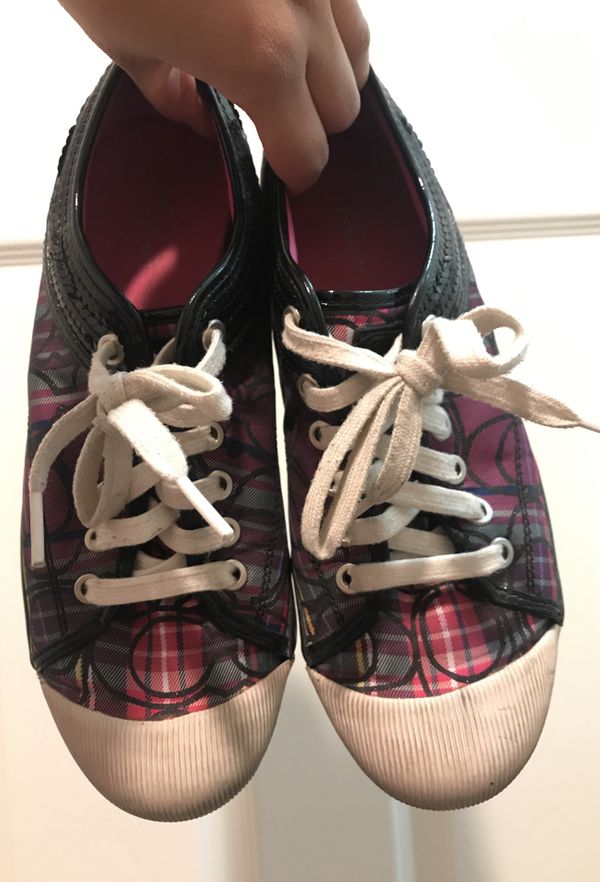 Coach Sneakers size 8.5 for Sale in Spokane, WA OfferUp Coach Sneakers size 8.5 for Sale in Spokane, WA OfferUp