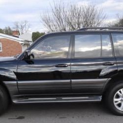 2003 Lexus LX 470