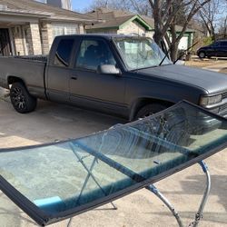 Windshield Replacement 