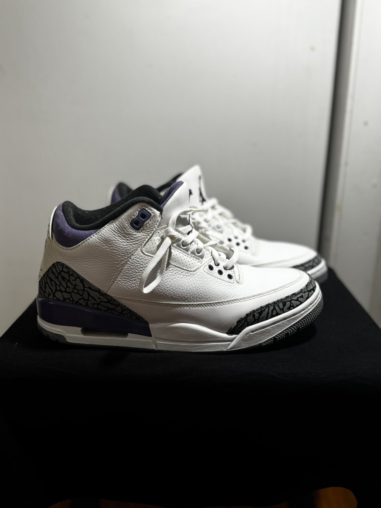 Jordan 3 “Dark iris” Size 8 Men