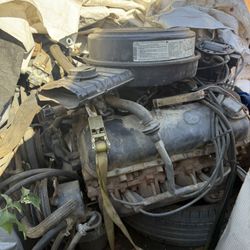 454 Engine  WILLING TO TRADE MOTORCYCLE MOUNTAIN AND STREETS RUNNING With Transmission Came Of A Motor home Was Running Strong.
