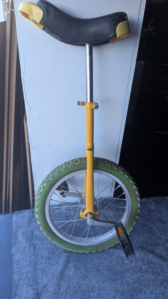 Yellow Unicycle... Everything Works