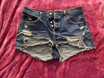 Levi’s 501 blue denim shorts