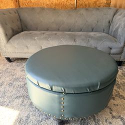 Halloways Sea Blue Ottoman D32x32"H18
