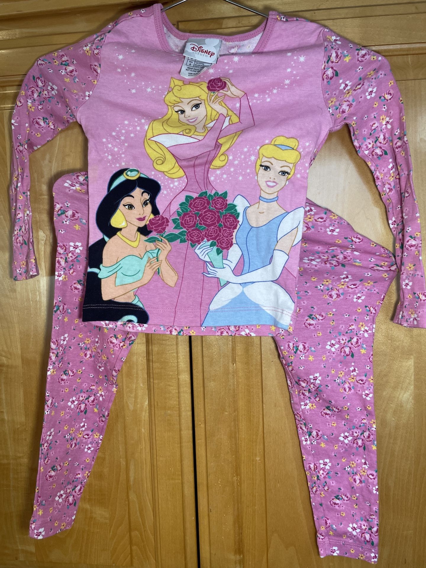 Brand New 1) 2) 3) Items $3 Off Disney Princess Pajama Set