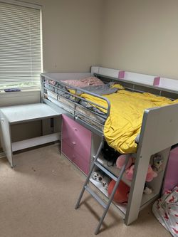 Bunk bed