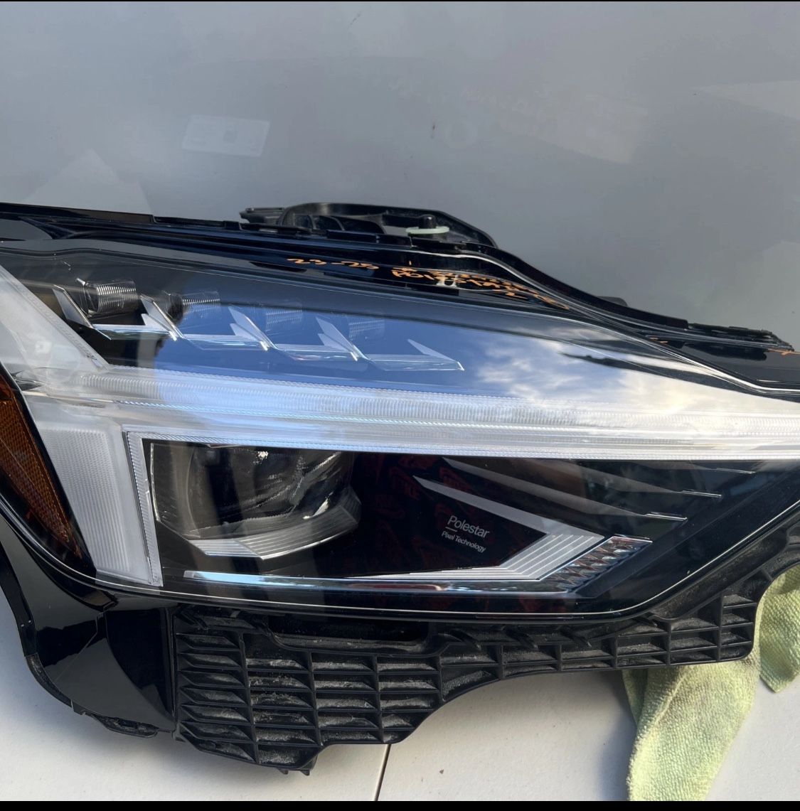 2023 Polestar Right Headlight Assembly 