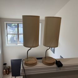 Touch sensitive Bedside lamps With Charging Pad