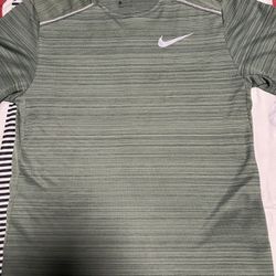 Nike Shirt (reflects light in the dark) See photos