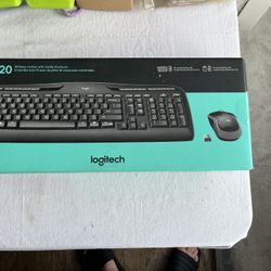 Logitech MK320 Wireless Desktop Keyboard and Mouse Combo Black. NEW. Sealed