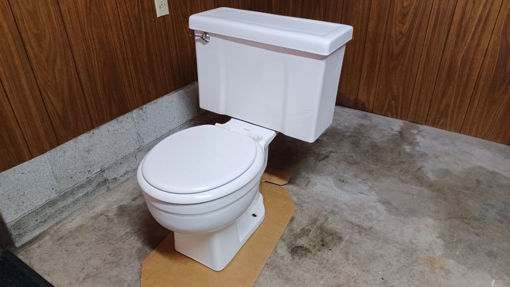 Norris Thermador Toilet (1972)