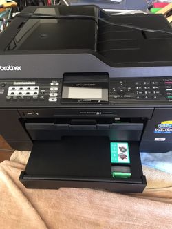 Brother 11” x17” and 8 1/2 x 11 Color Jet wireless printer/ copier/ scanner/ fax