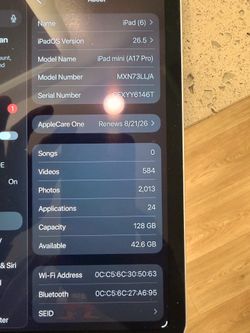 iPad mini A17 pro excellent condition