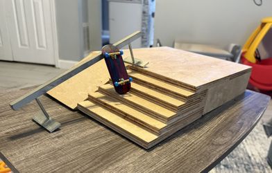Custom Fingerboard Skate park
