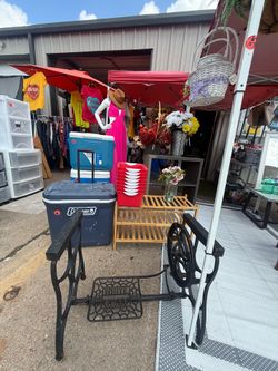 Today & tomorrow garage sale 5pm