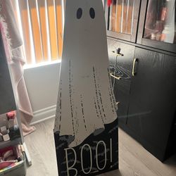 LED Ghost Halloween Decor.   47” Tall 