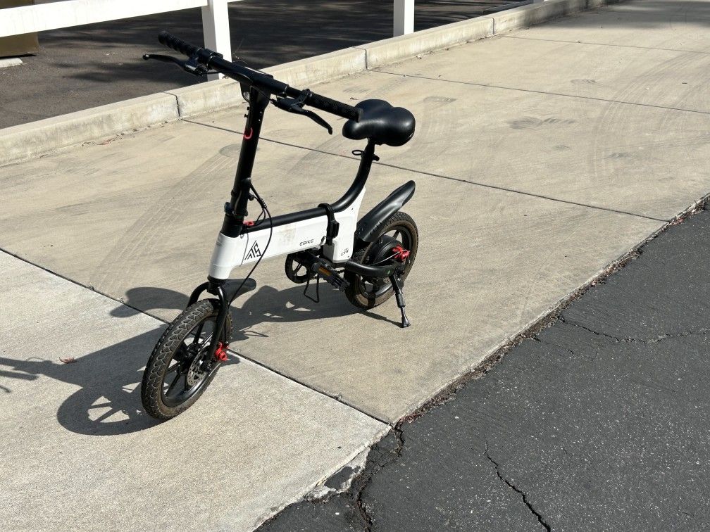 TST HY-C14 14" 3-Speed Folding E-Bike