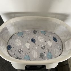 4moms MamaRoo Bassinet 