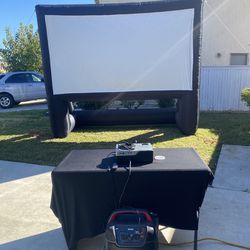 13ft Inflatable Movie Screen With Projector 