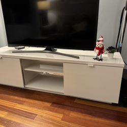 Glossy White TV Stand
