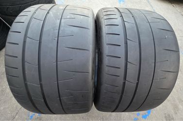 2 USED TIRES PIRELLI 315/30/19