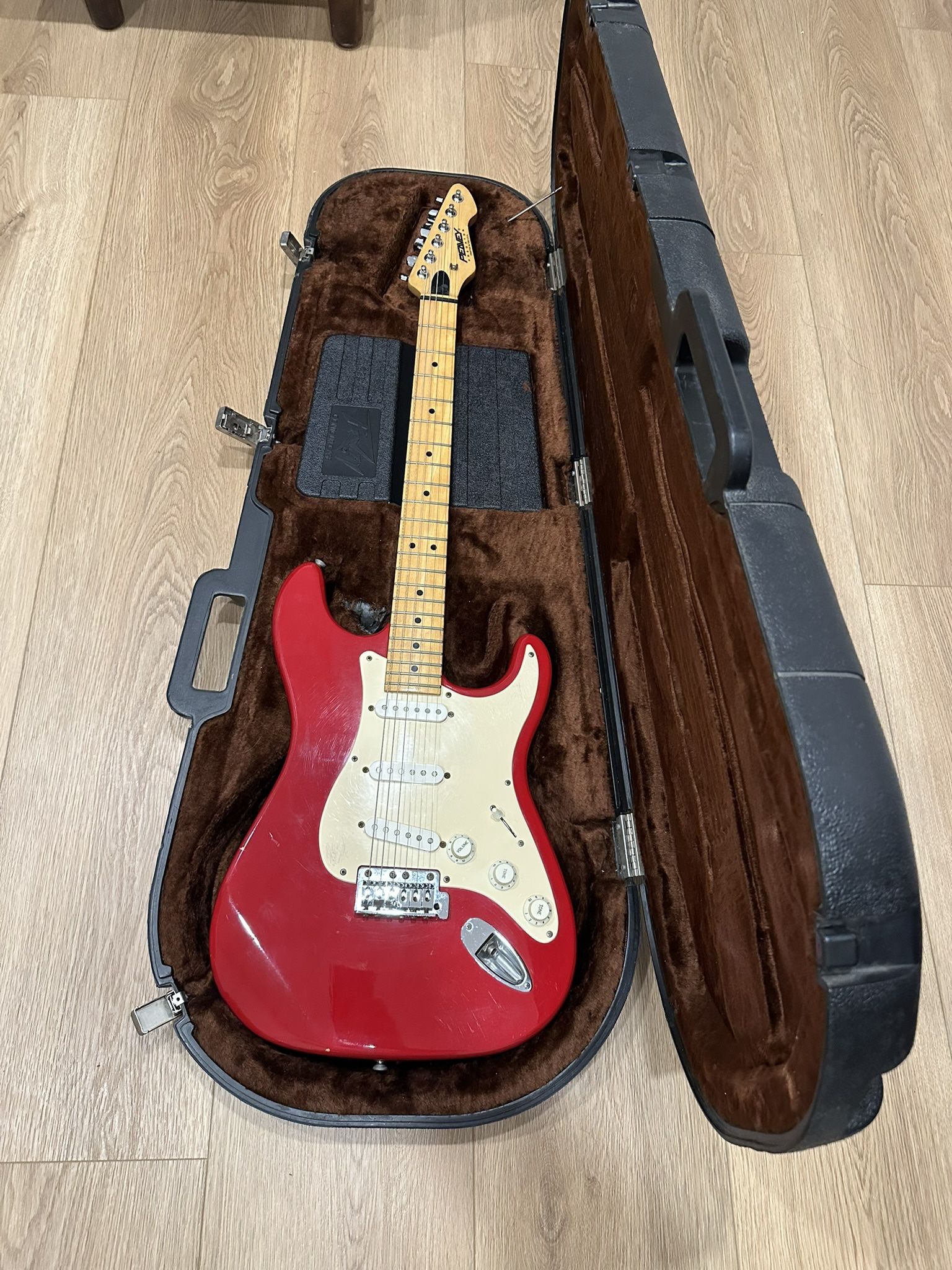 Vintage Stratocaster Guitar Made In USA