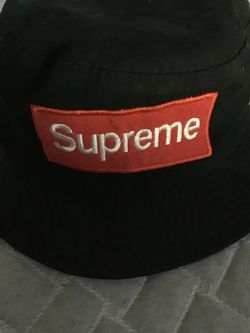 Supreme bucket hat