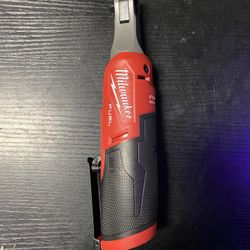 Milwaukee M12 Fuel Ratchet 1/4”