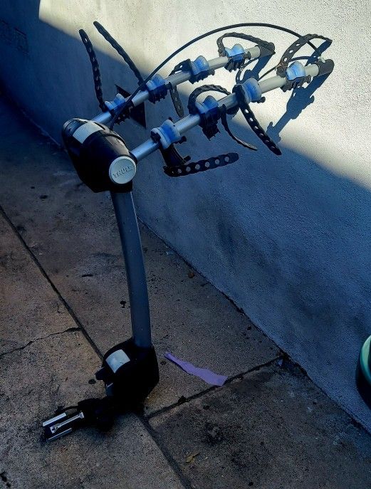 Thule Apex 4 Bicycle Carrier