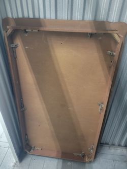 Kitchen/Dining Table