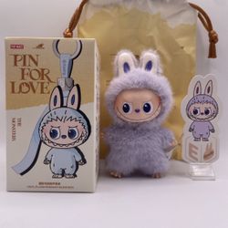 Labubu Pin For Love Series-Letter E