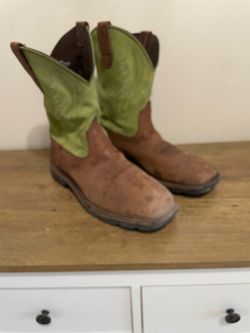 Ariat steel toe boots  sz 10