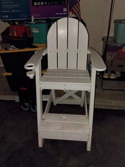 Lifeguard chair