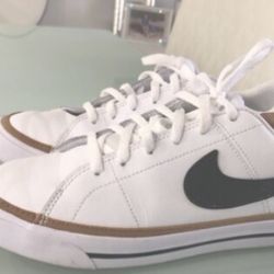 Sneakers NIKE leather size 7 como nuevos, Se Usaron Dos Veces, Blanco Con Azul