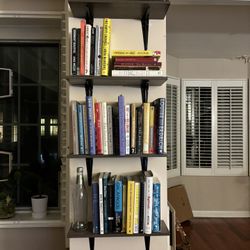 4 Floating Book Shelves