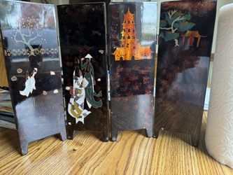 Vintage Decorative 4 panel - approx 12 in height - 14 in w