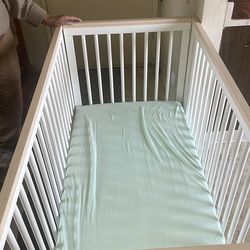 Arib.  Cuna , para bebé