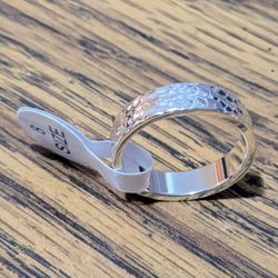 Sterling Silver Hammered Band Ring 