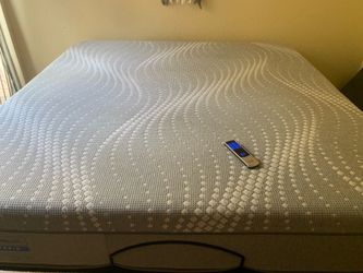 King size mattress with adjustable base with remote control