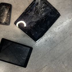 Lot of 3 Broken Devices –for Parts