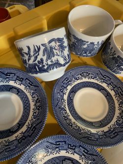 Churchill Blue Willow Tea Ware