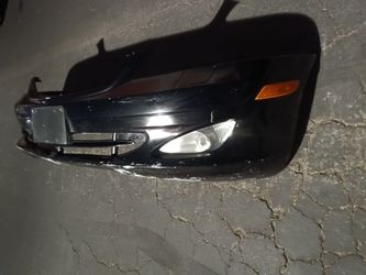 2007-2009 Mercedes S550 complete front bumper with All the accessories and parking assistance sensors and inner fillers with accessories OEM.