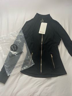 Lululemon Black and Gold
