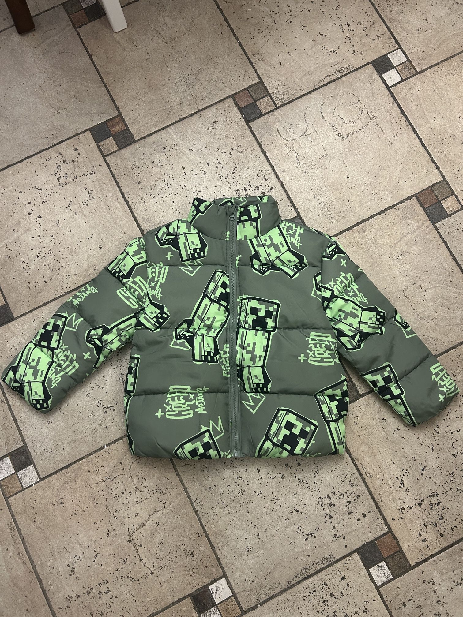 NWT Minecraft boys puffer jacket size M 8