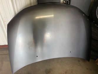 07-09 Mitsubishi Outlander hood