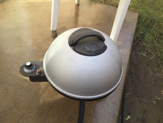 Barbecue grill propane
