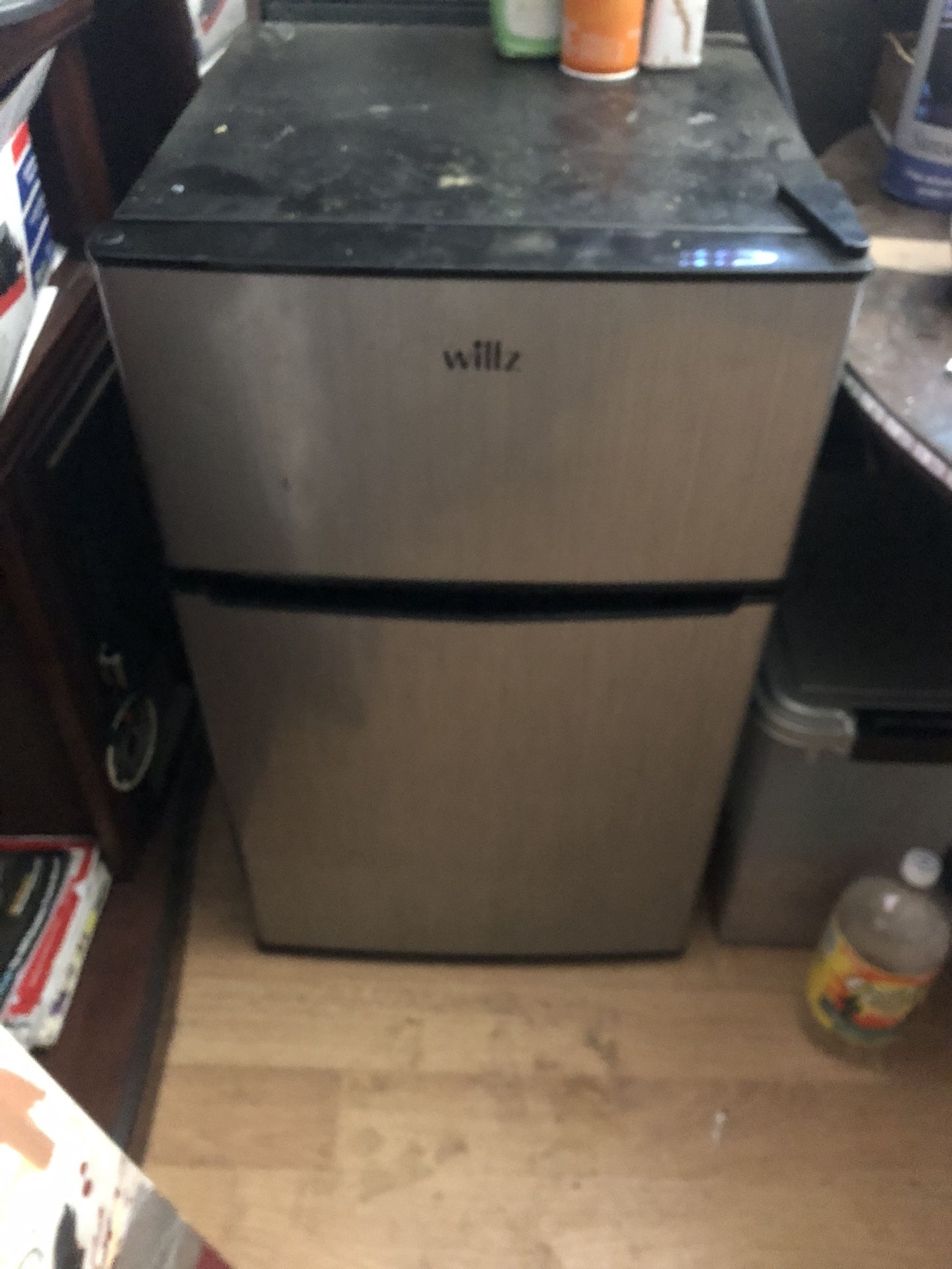 Mini Fridge W/ Freezer Works Great