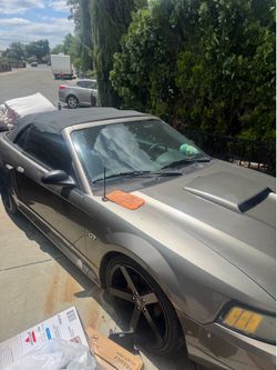 2002 Ford Mustang