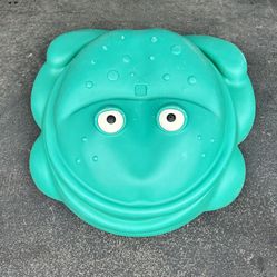 Step2 Frog Sandbox