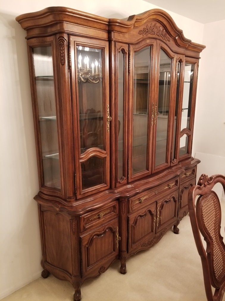 China Hutch